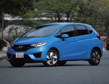 Honda Fit Hybrid '09.2013–09.2015