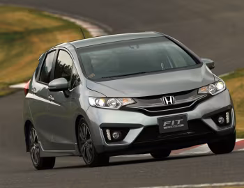 Honda Fit Hybrid '09.2013–09.2015