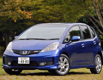 Honda Fit RS [Japan] (GE) '11.2009–05.2012