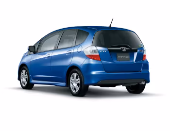 Honda Fit 1.5RS [Japan] (GE) '10.2007–11.2009