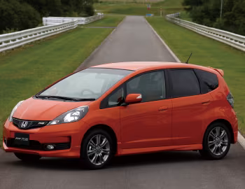 Honda Fit RS [Japan] (GE) '11.2009–05.2012