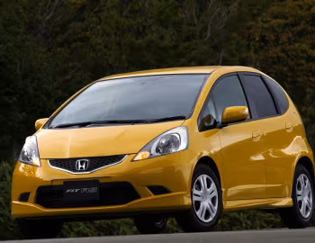 Honda Fit 1.5RS [Japan] (GE) '10.2007–11.2009
