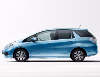 Honda Fit Shuttle Hybrid (GP2) '08.2013–03.2015