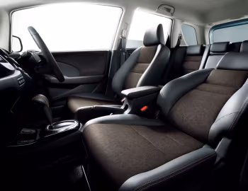 Interior Honda Fit Shuttle Hybrid (GP2) '08.2013–03.2015