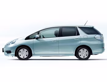Honda Fit Shuttle Hybrid (GP2) '06.2011–07.2013