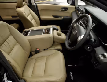 Interior Honda FR-V [UK-spec] '2004–09