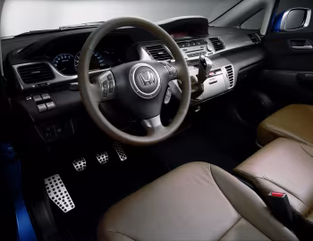 Інтер'єр Honda FR-V Study Model '03.2005