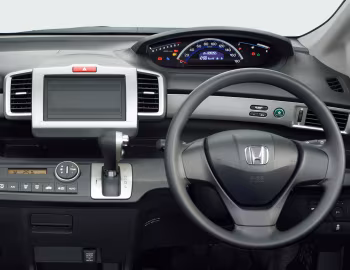 Painel frontal Honda Freed Aero Package (GB3) '10.2011–04.2014