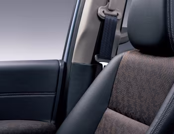 Interior Honda Freed Crosstar Hybrid "Black Style" '2023–24