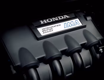 Sob o capô Honda Freed Hybrid (GP3) '10.2011–04.2014