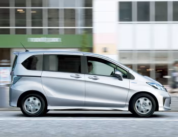 Honda Freed Hybrid (GP3) '10.2011–04.2014