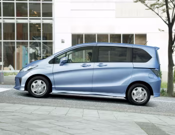 Honda Freed Hybrid (GP3) '10.2011–04.2014