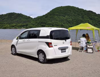 Honda Freed Spike (GB3) '07.2010–04.2014