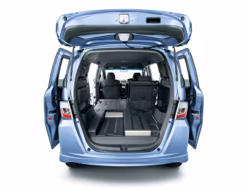 Honda Freed Spike Hybrid (GP3) '10.2011–04.2014