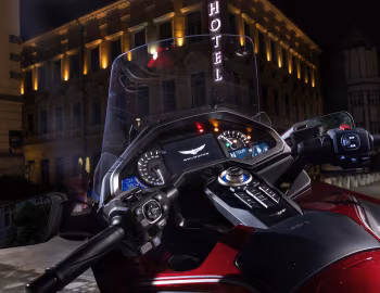 Painel frontal Honda GL1800 Gold Wing Tour '2018–pr.