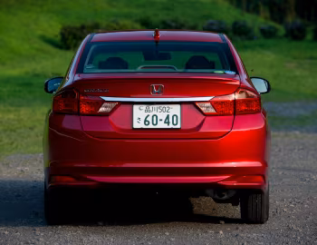 Honda Grace '06.2015–07.2017