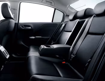 Interior Honda Grace Hybrid '12.2014–07.2017