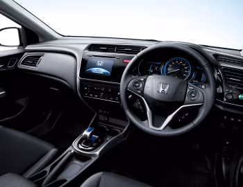 Painel frontal Honda Grace Hybrid '12.2014–07.2017