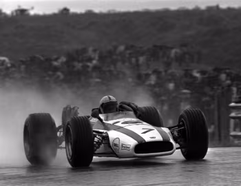 Honda RA301, John Surtees