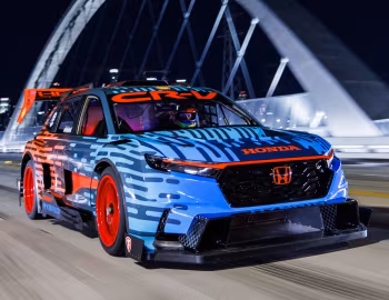 HPD Honda CR-V Hybrid Racer '02.2023