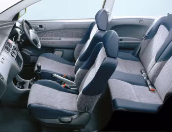 Interior Honda HR-V 3-door [Japan] (GH) '09.1998–07.2001