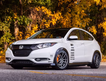 Honda HR-V by Fox Marketing '11.2015