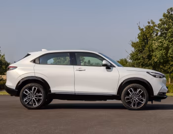 Honda HR-V e:HEV [UK-spec] '2021–24