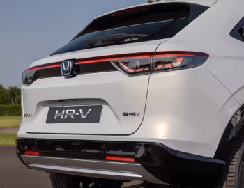 Honda HR-V e:HEV [UK-spec] '2021–24