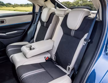 Interior Honda HR-V e:HEV [UK-spec] '2024–pr.
