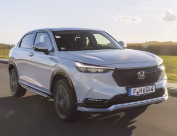 Honda HR-V e:HEV with Sport-Paket [Germany] '2021–24