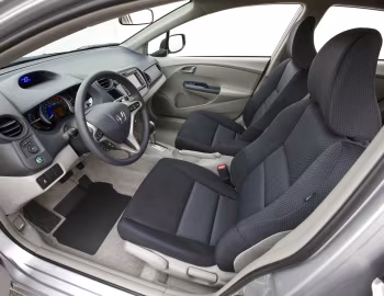 Интерьер 2010–11 Honda Insight [North America] (ZE2) '2009–11