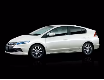 Honda Insight Exclusive [Japan] (ZE2) '10.2011–14