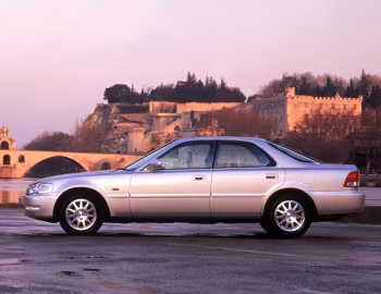 Honda Inspire 25XG [Japan] (E-UA2) '02.1995–10.1996
