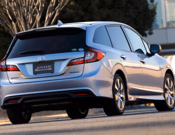 Honda Jade Hybrid [Japan] '01.2015–05.2018