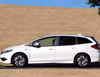 Honda Jade Hybrid [Japan] '01.2015–05.2018