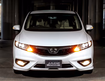Honda Jade Hybrid [Japan] '01.2015–05.2018
