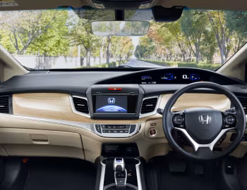 Передня панель Honda Jade Hybrid [Japan] '01.2015–05.2018