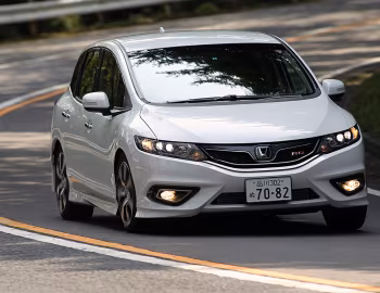 Honda Jade RS [Japan] '05.2015–05.2018