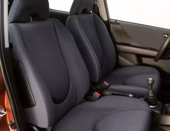 Интерьер Honda Jazz '2005–08