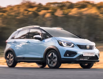 Honda Jazz e:HEV Crosstar [UK-spec] '2020–23