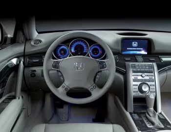 Передня панель Honda Legend [EU-spec] (KB1) '2008–10