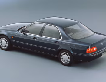 Honda Legend [Japan] (KA7) '10.1990–01.1996