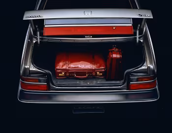 Porta-malas Honda Legend V6Xi [Japan] (KA2) '10.1985–08.1987
