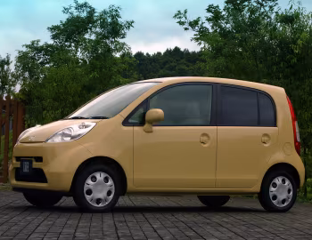 Honda Life (JB5) '09.2003–08.2006