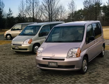 Honda Mobilio (GB) '12.2001–12.2003