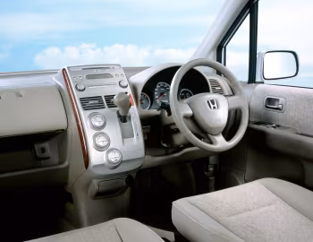 Передня панель Honda Mobilio (GB) '01.2004–04.2008