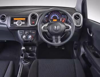 Painel frontal Honda Mobilio [South Africa] '2014–16