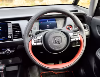 Painel frontal Honda Fit e:HEV Modulo X [Japan] '06.2021–pr.