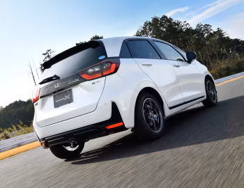 Honda Fit e:HEV Modulo X [Japan] '06.2021–pr.