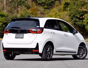 Honda Fit e:HEV Modulo X [Japan] '06.2021–pr.